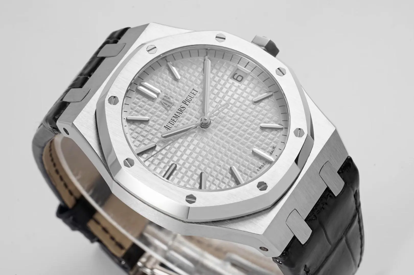 8F Factory Audemars Piguet Royal Oak 15500 Silver Super Clone Watch - 图片 2