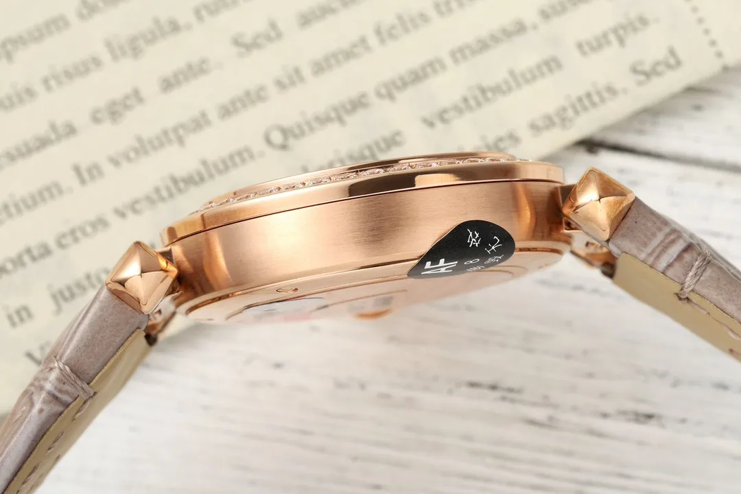 AF Factory Cartier Ballon Bleu de Cartier Rose Gold Diamond-Bezel Watch with Grey Leather Strap and Blue Sword Hands - 图片 5