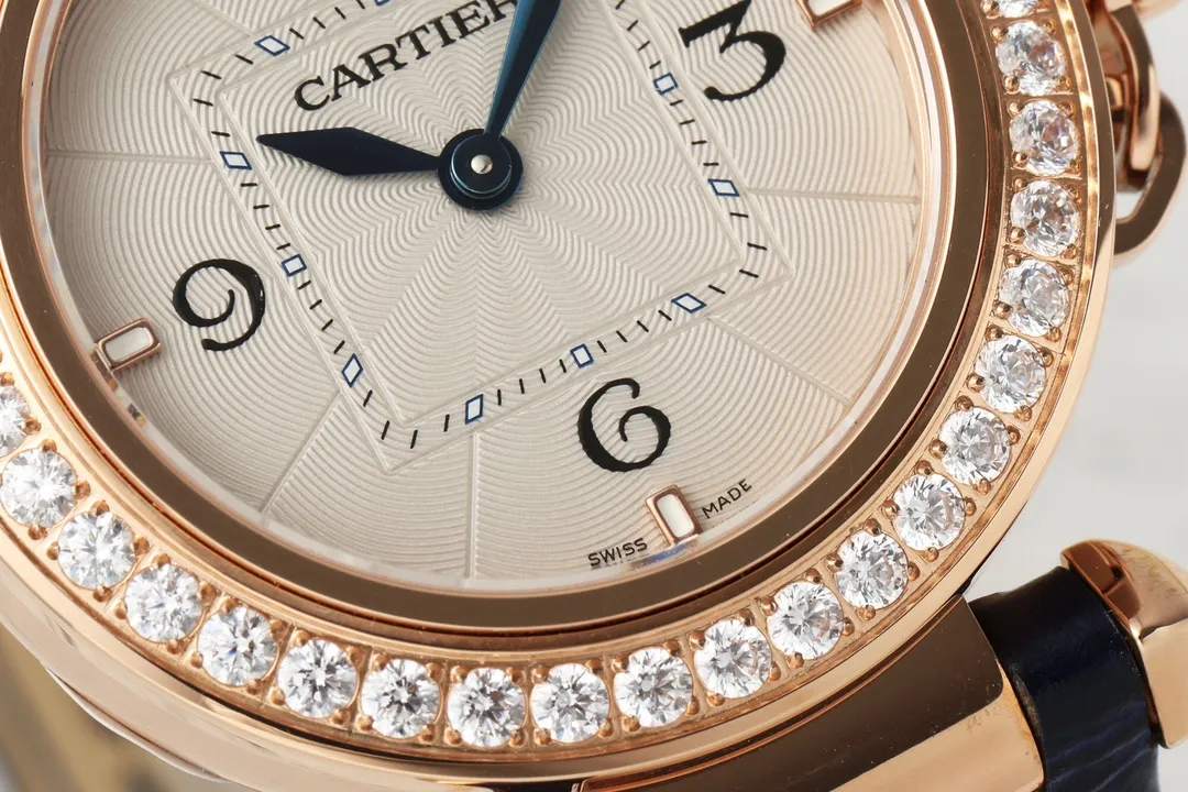 AF Factory Cartier Pasha de Cartier 32mm Rose Gold Diamond-Bezel Navy Blue Leather Strap Women’s Luxury Watch - 图片 4