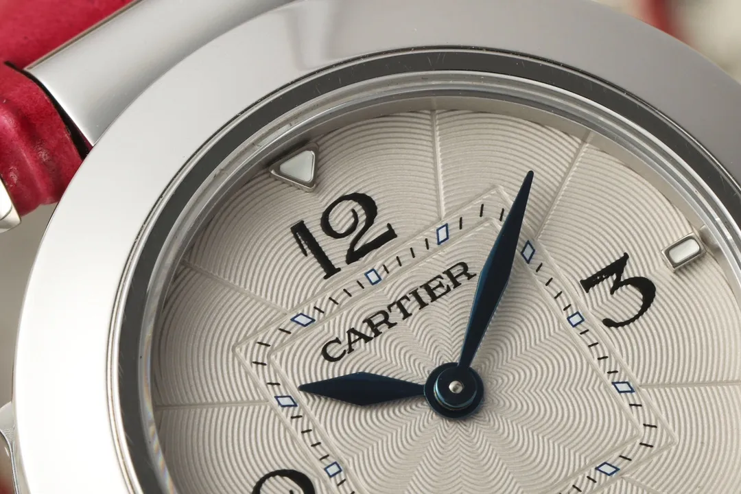 AF Factory Cartier Pasha de Cartier 35mm Women’s Watch with Silver Case, White Dial, and Red Leather Strap - 图片 5