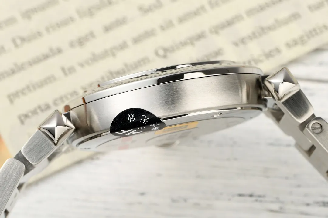 AF Factory Cartier Pasha de Cartier Stainless Steel Automatic Watch with White Dial, Blue Hands, and Sapphire Crystal – Silver Tone Bracelet - 图片 7