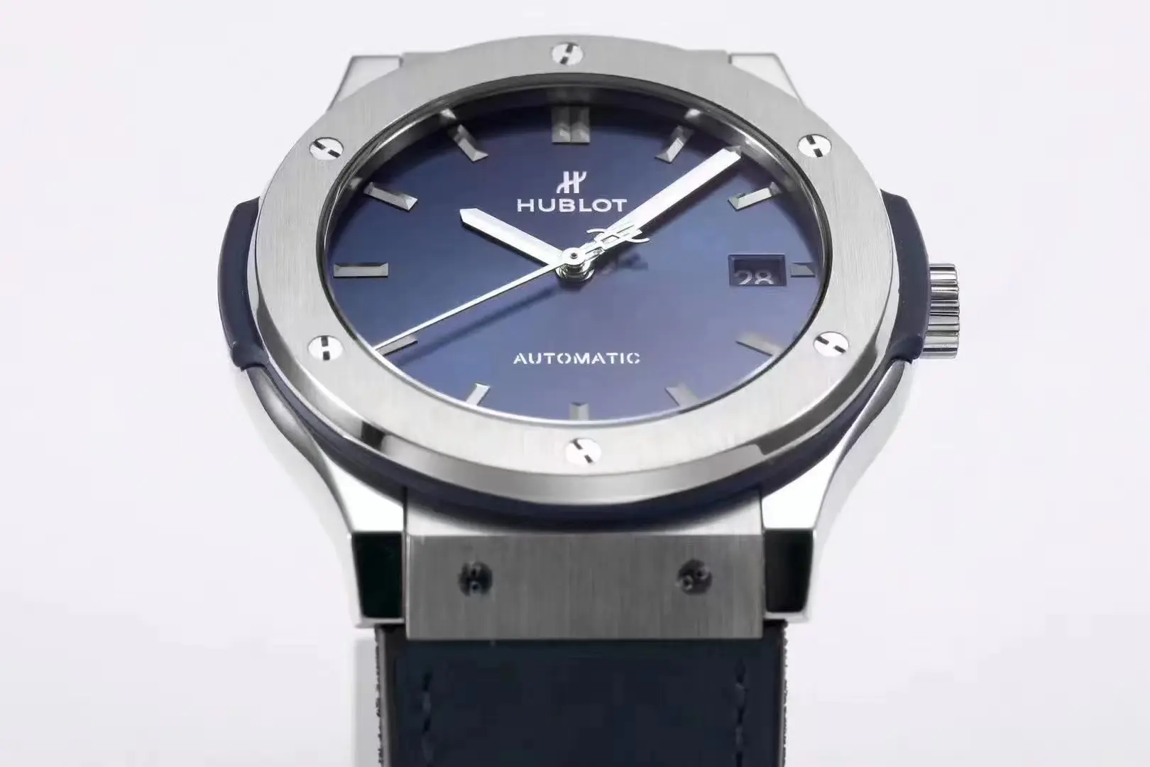 APS Factory Hublot Classic Fusion WWF Replica Watch – Titanium, Blue Dial, 45MM Automatic Super Clone - 图片 7