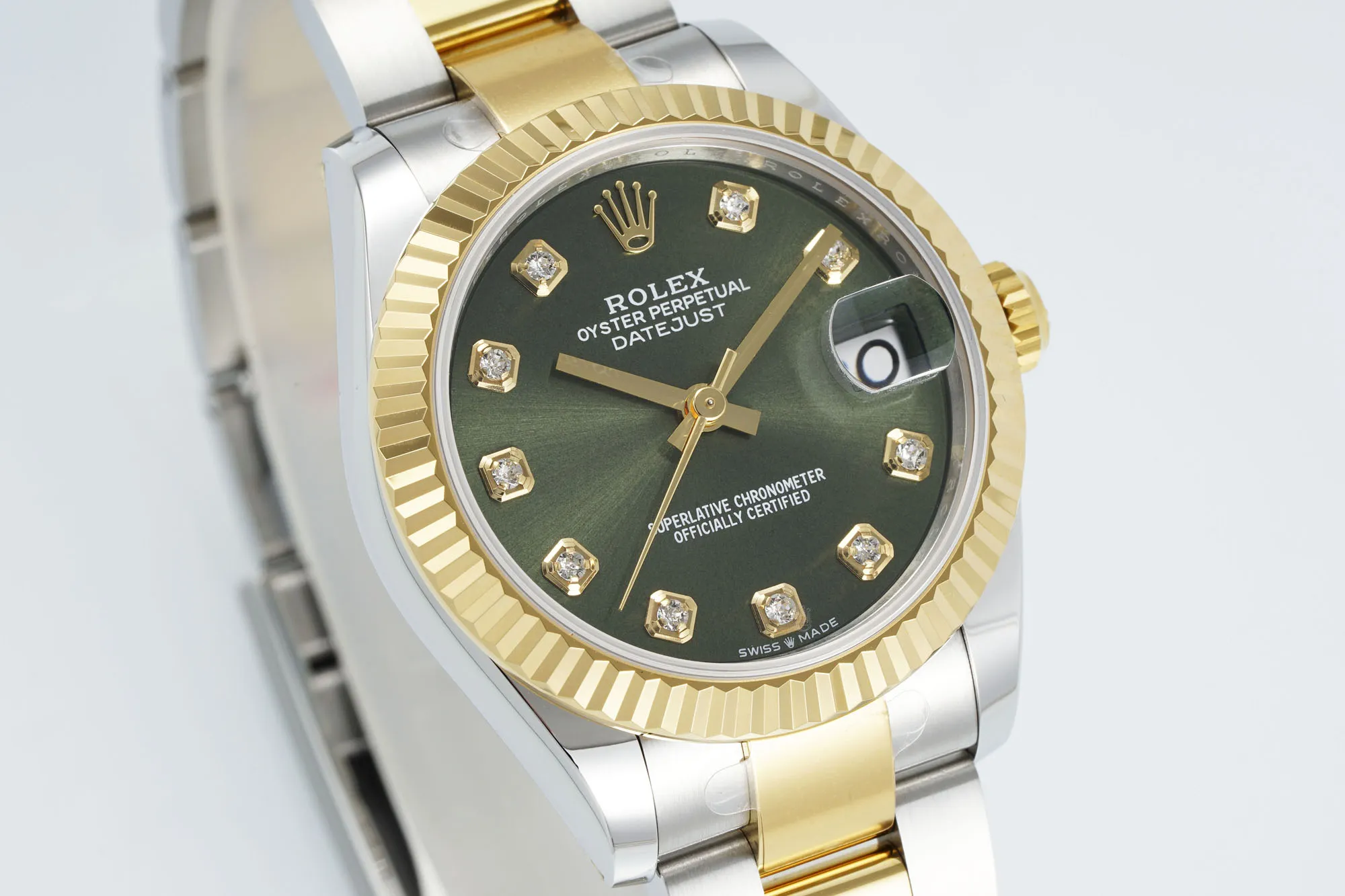 AR Factory Rolex Datejust 31mm Green Dial Diamond-Set Fluted Bezel Two-Tone Oystersteel and Yellow Gold Oyster Bracelet Watch - 图片 2