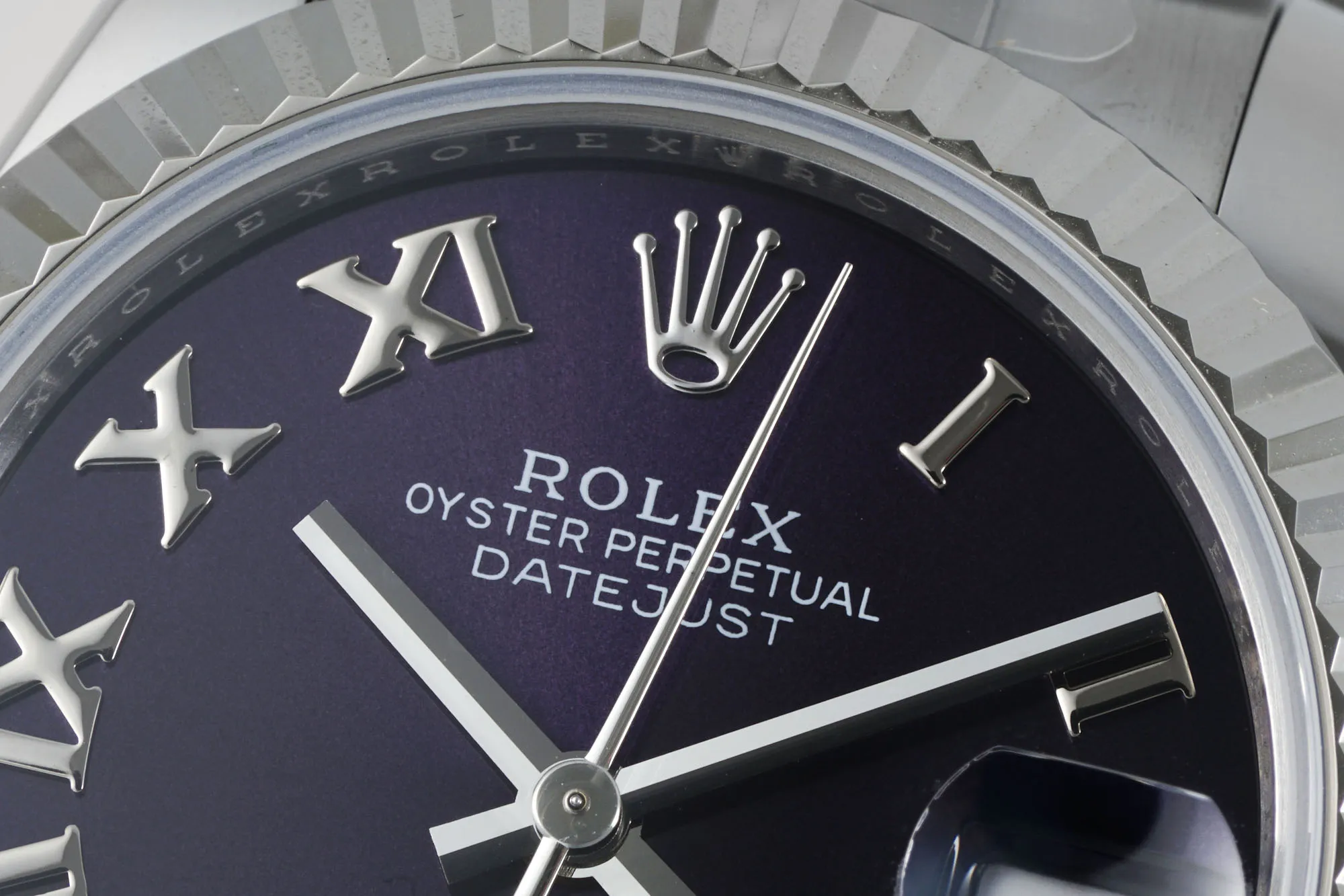 AR Factory Rolex Datejust 31mm Stainless Steel Oyster Perpetual Watch with Purple Roman Numeral Dial and Fluted Bezel - 图片 3