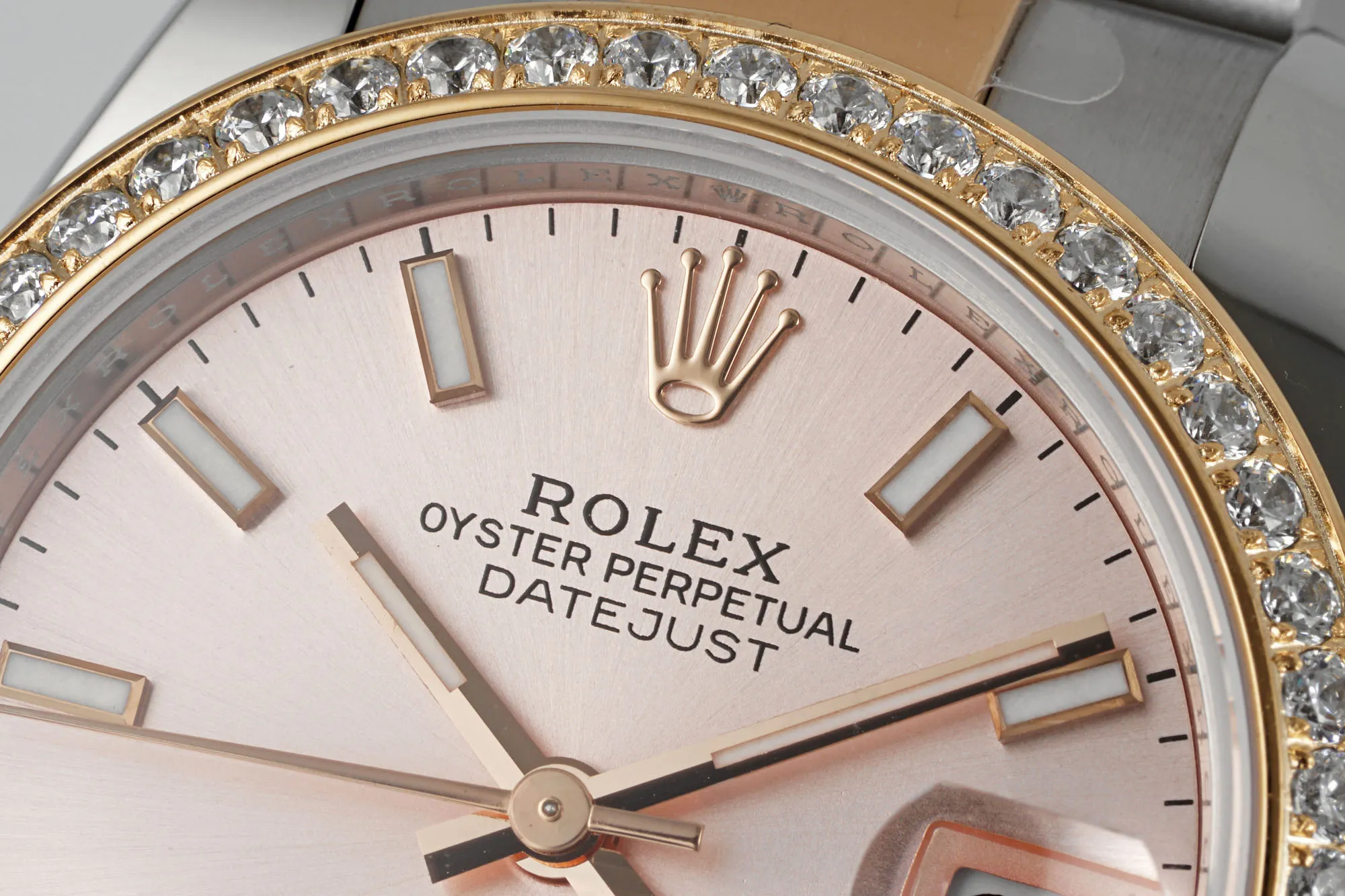 AR Factory Rolex Datejust 31mm Two-Tone Stainless Steel and Yellow Gold Pink Dial Diamond Bezel Women’s Watch - 图片 3