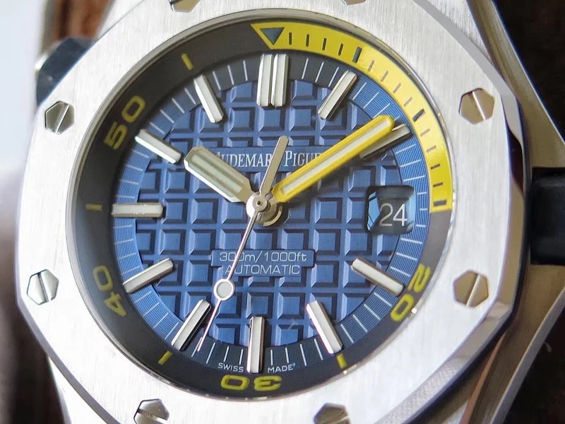 Audemars Piguet Royal Oak Ref15710ST.OO.A027CA.01 Off-shore Diver Swiss 3120 Clone movement Replica - 图片 2