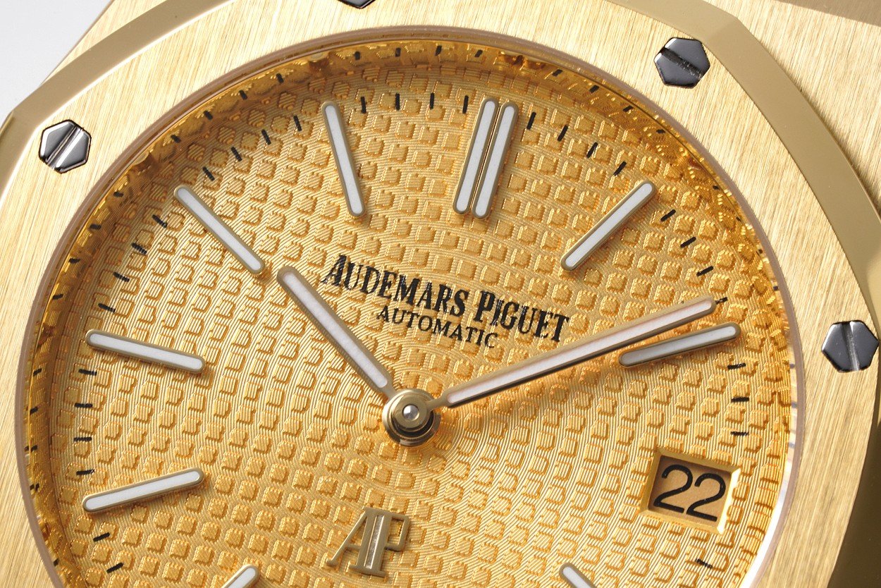 Audemars Piguet Royal Oak Reference 15202 Jumbo Yellow Gold Champagne Dial Swiss Replica Watch - 图片 2