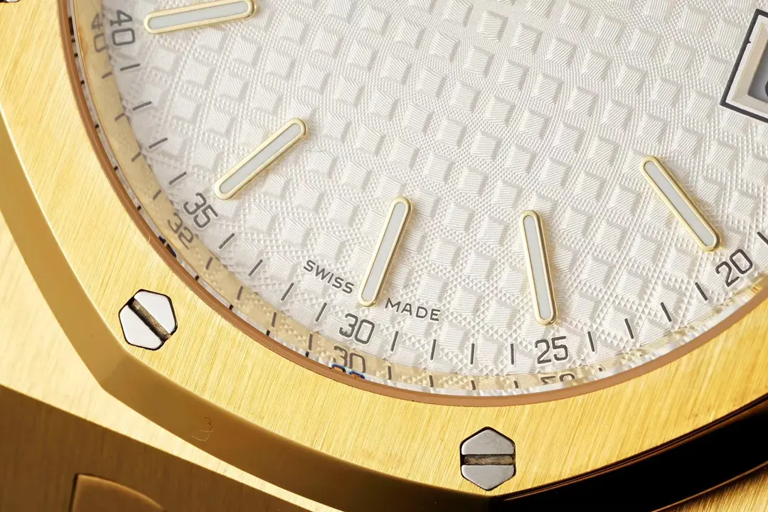 BBR Factory Audemars Piguet Royal Oak 15202 Gold Super Clone Watch - 图片 5