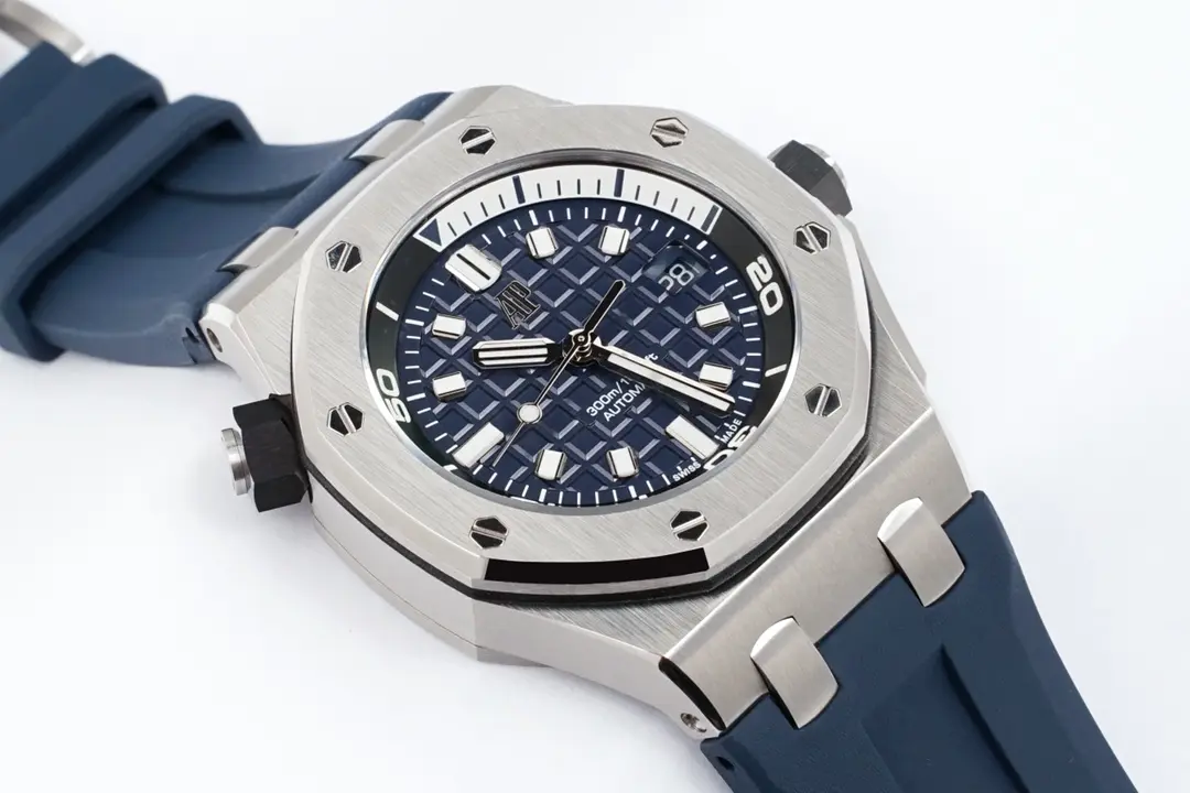 BF Factory Audemars Piguet Royal Oak Offshore 15720 Blue Rubber Super Clone Replica Watch - 图片 3