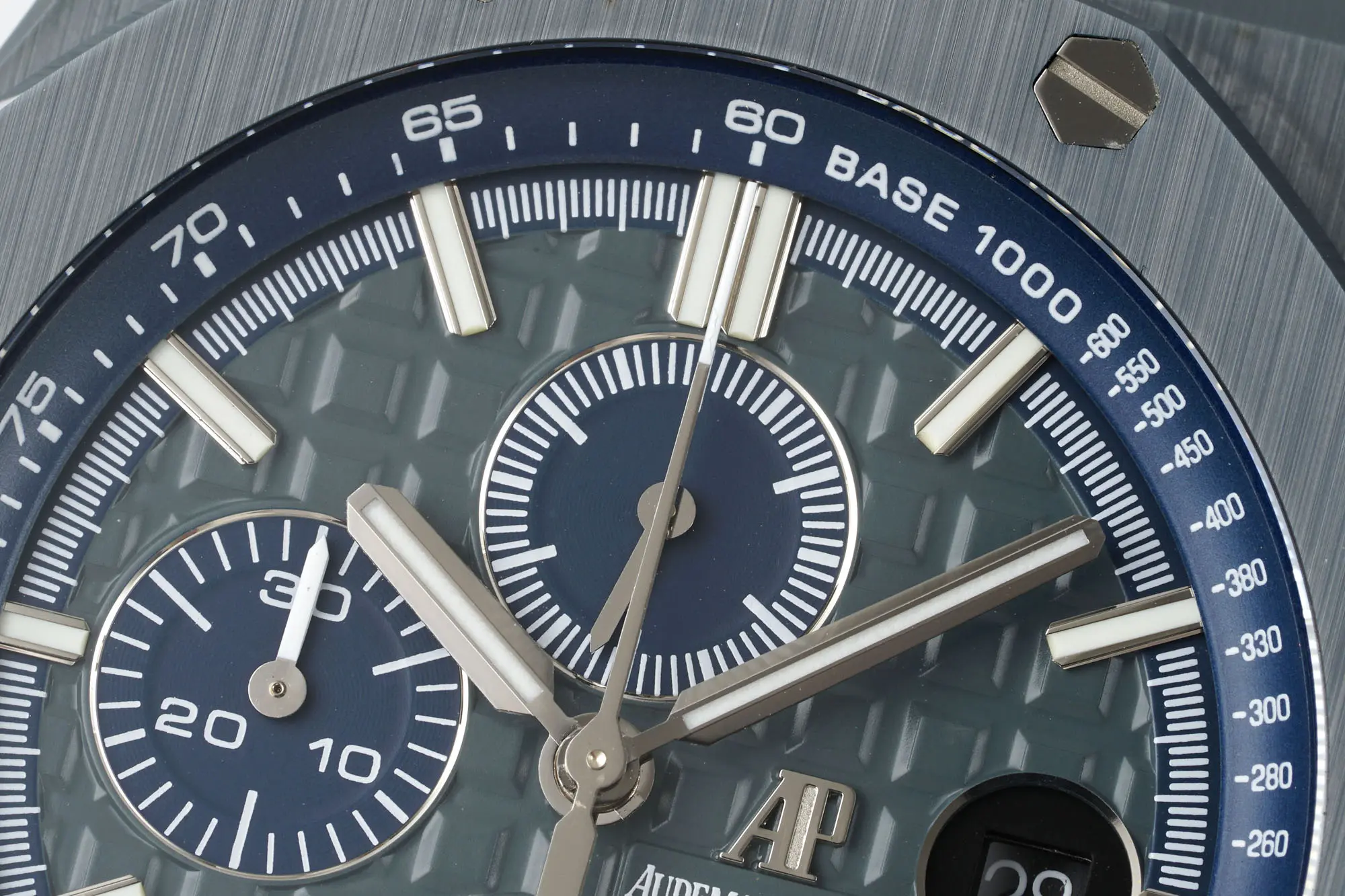 BF Factory Audemars Piguet Royal Oak Offshore 26400 Grey Chronograph – Premium Super Clone Watch - 图片 4