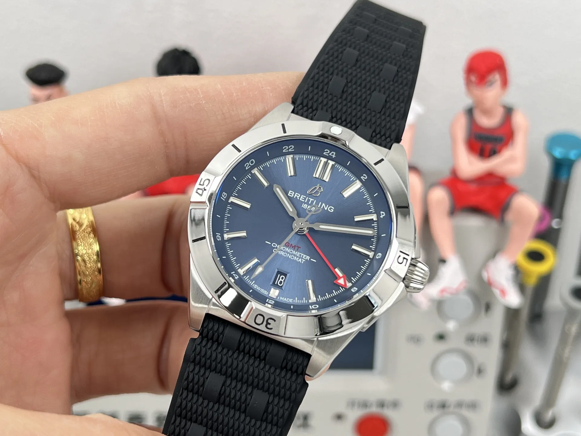 BLS Factory Breitling Men’s Endurance Pro Automatic Blue Dial Black Rubber Strap Sports Watch - 图片 2