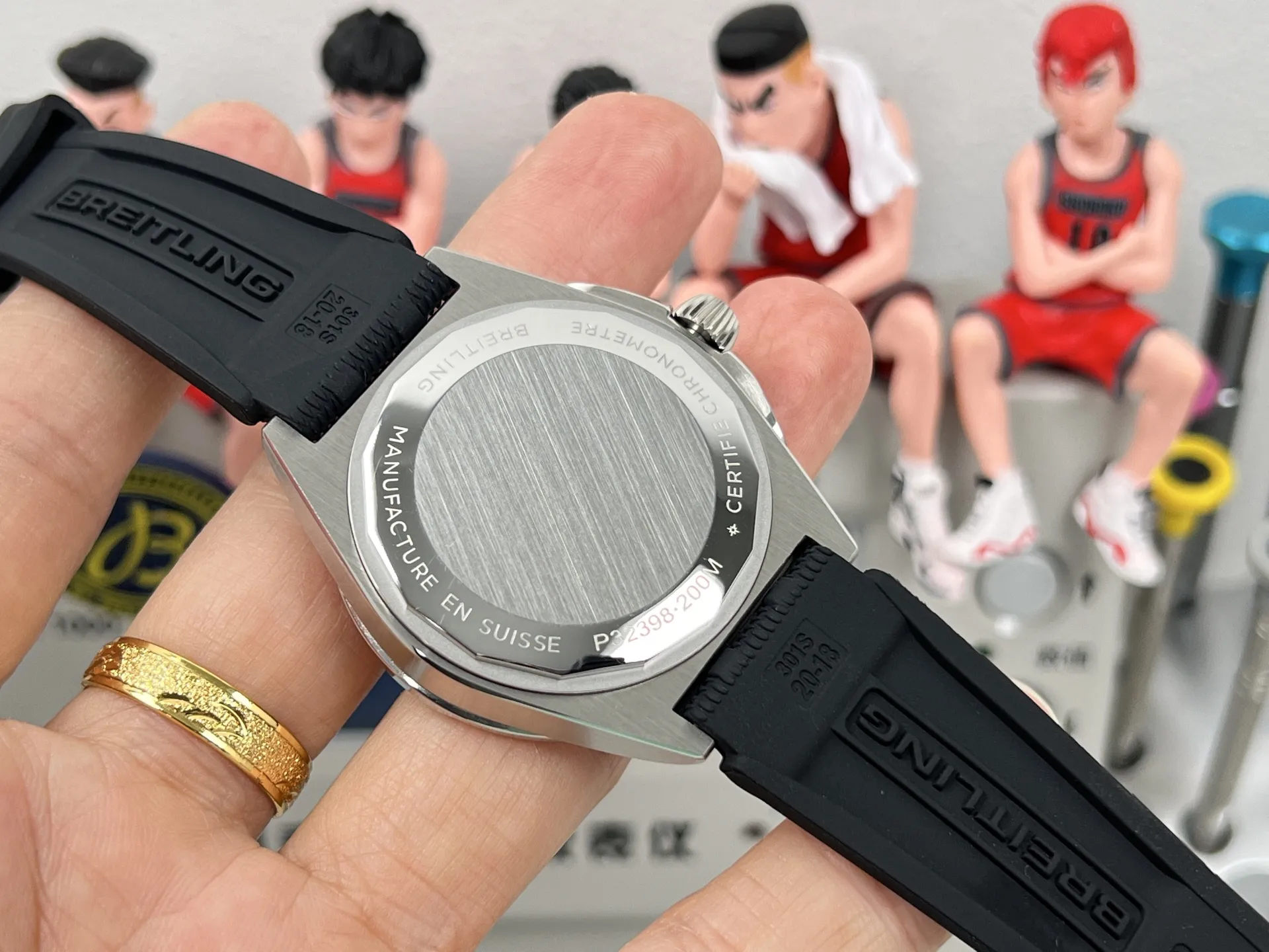 BLS Factory Breitling Men’s Superocean Automatic White Dial Silver Case Black Rubber Strap Watch - 图片 4