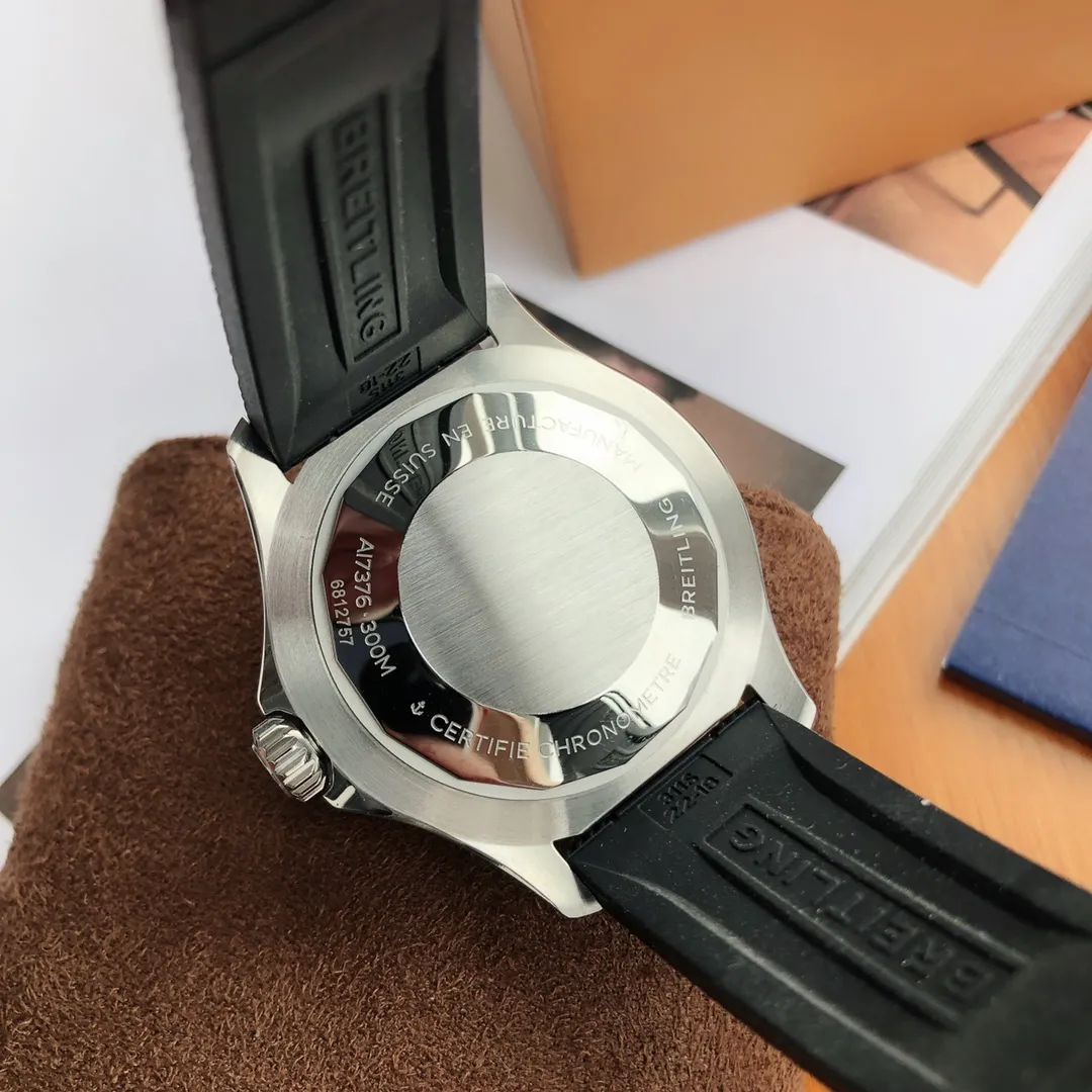BLS Factory Breitling Superocean Automatic Turquoise Dial Black Bezel Rubber Strap Men’s Diver Watch - 图片 5