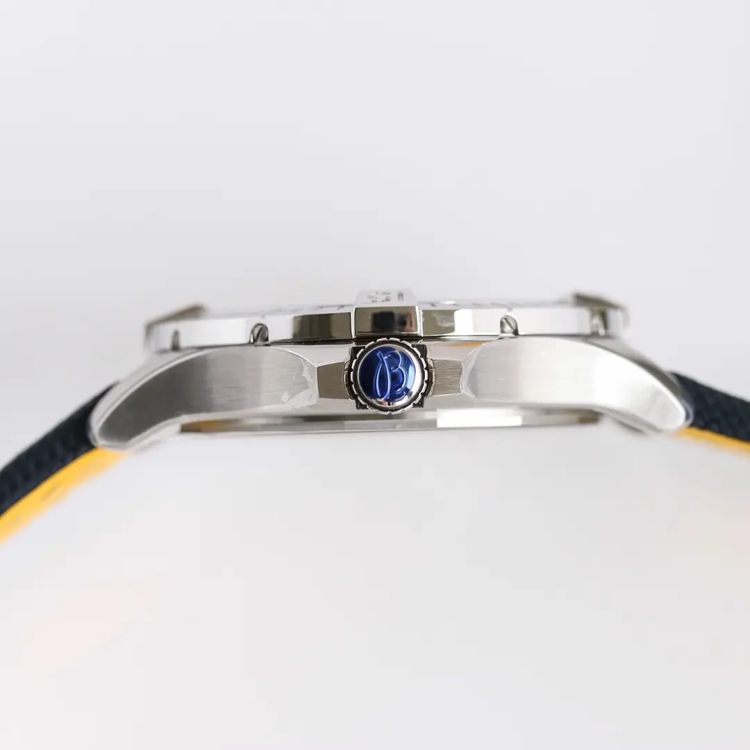 ZF Factory Breitling Avenger Automatic GMT 45 Blue Super Clone Replica Watch - 图片 2