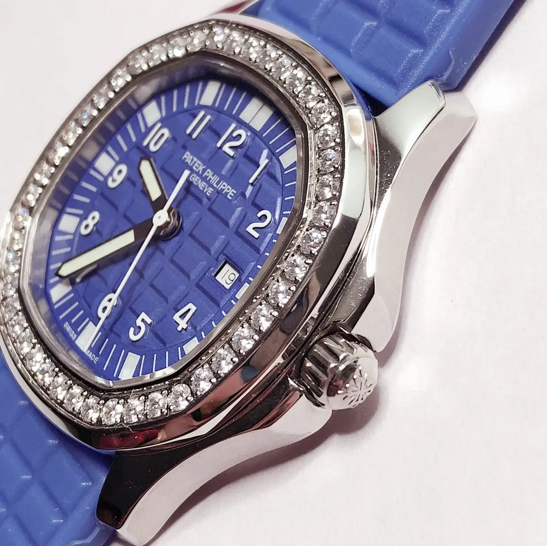 GR Factory Patek Philippe Aquanaut Quartz Blue Super Clone Replica Watch - 图片 9