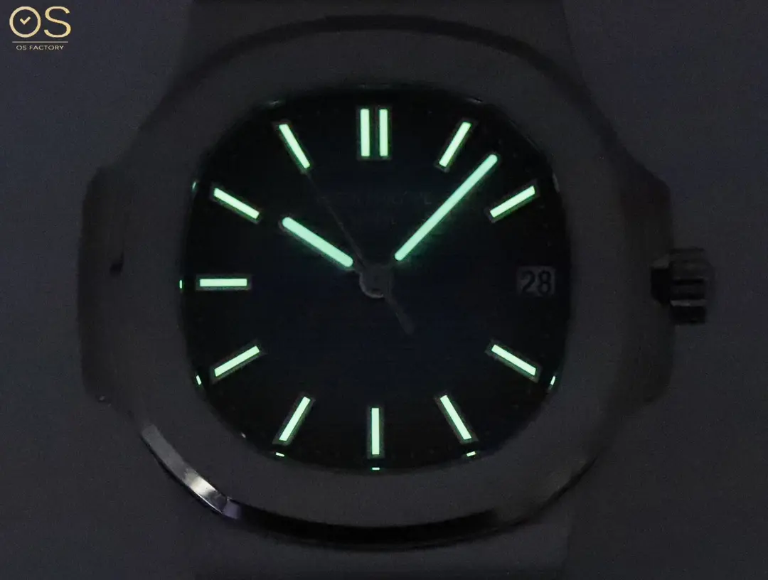 GR Factory Patek Philippe Nautilus 5711 Steel Green Dial Super Clone Replica Watch - 图片 9