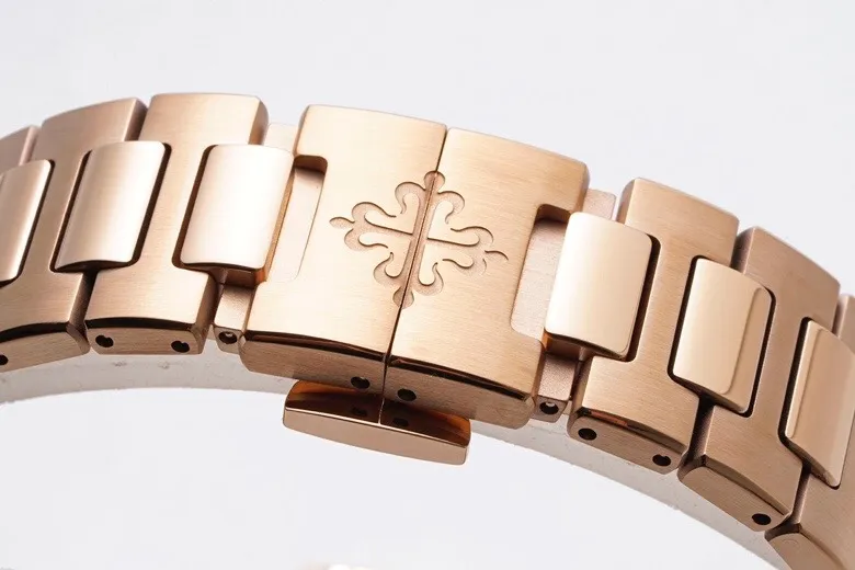 GR Factory Patek Philippe Nautilus 7118 Rose Gold Super Clone Replica Watch - 图片 9