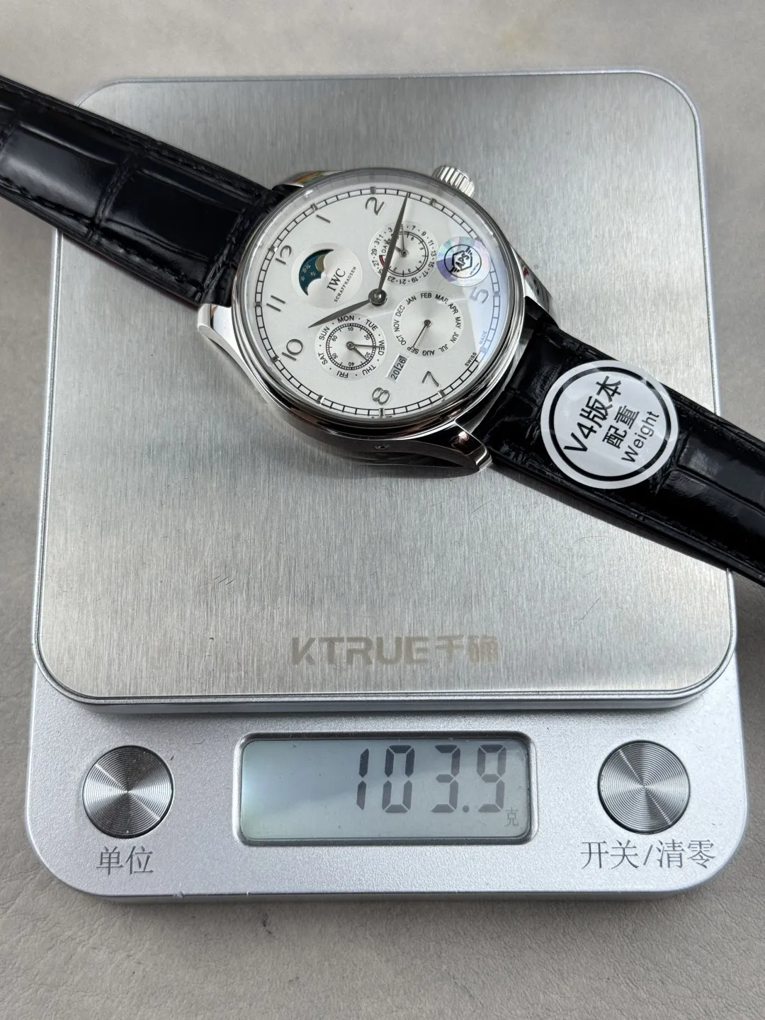 IWC Portugieser Perpetual Calendar Automatic Men’s Watch, Silver Case, White Dial, Black Leather Strap - 图片 7
