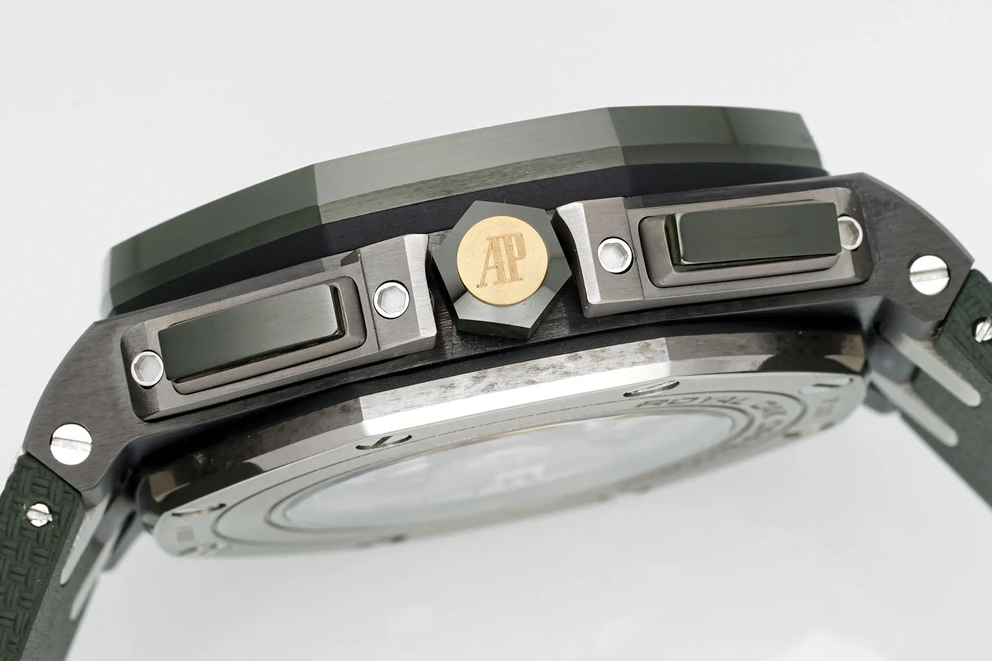 JF Factory Audemars Piguet Royal Oak Offshore 26400 Green Super Clone Watch - 图片 6