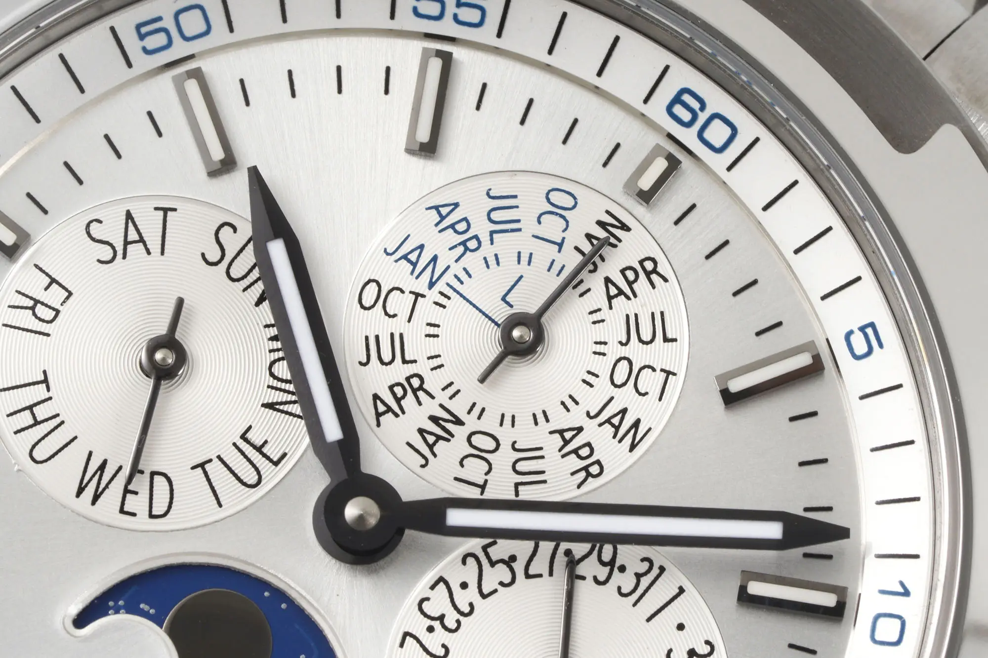 JJ Factory Vacheron Constantin Overseas 4300V Perpetual Calendar Watch – Silver Dial, Stainless Steel Bracelet, Best Super Clone Edition - 图片 4