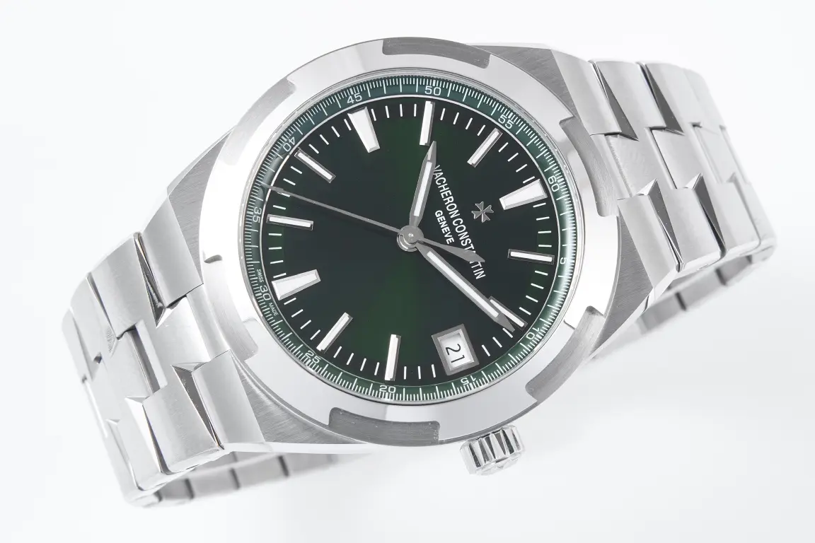 JJ Factory Vacheron Constantin Overseas 4500V Series – 41mm Stainless Steel Watch with Green Dial and Steel Bracelet – Best Super Clone Watch - 图片 4