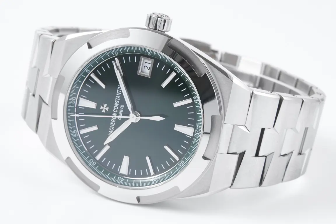 JJ Factory Vacheron Constantin Overseas 4500V Series – 41mm Stainless Steel Watch with Green Dial and Steel Bracelet – Best Super Clone Watch - 图片 6