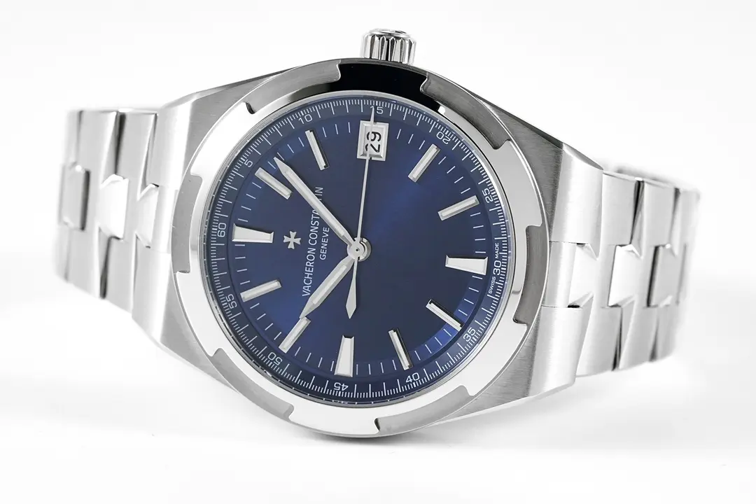 JJ Factory Vacheron Constantin Overseas Blue Dial Stainless Steel Watch with Interchangeable Rubber Strap – 41mm – Super Clone Watches Quality - 图片 2