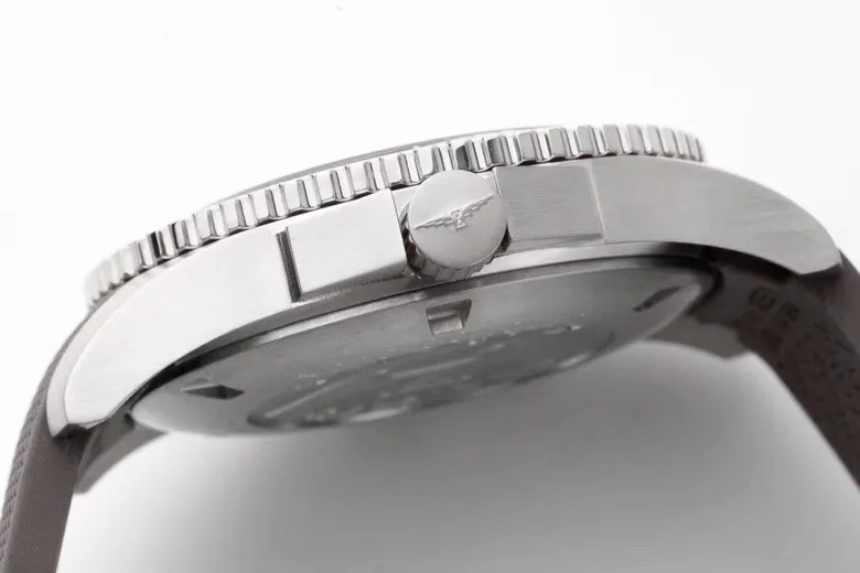 KY Factory Longines Conquest Grey Dial Rubber Strap – Best Super Clone Watch - 图片 5
