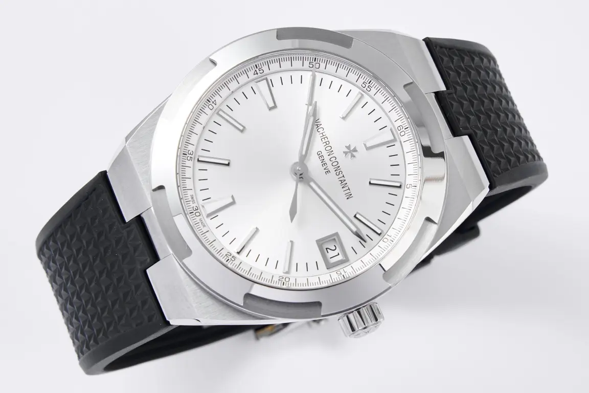 MKS Factory Vacheron Constantin Overseas 4500V Series – Silver Dial with Black Rubber Strap – Luxury Steel Super Clone Watch – Best Replica Quality - 图片 4