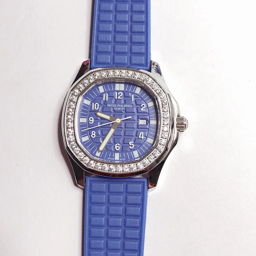 MP Factory Patek Philippe Aquanaut Quartz Blue Super Clone Replica Watch
