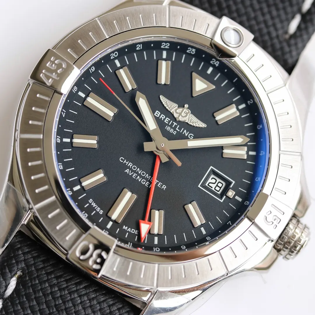 OM Factory Breitling Avenger Automatic GMT 45 Black Super Clone Watch - 图片 8
