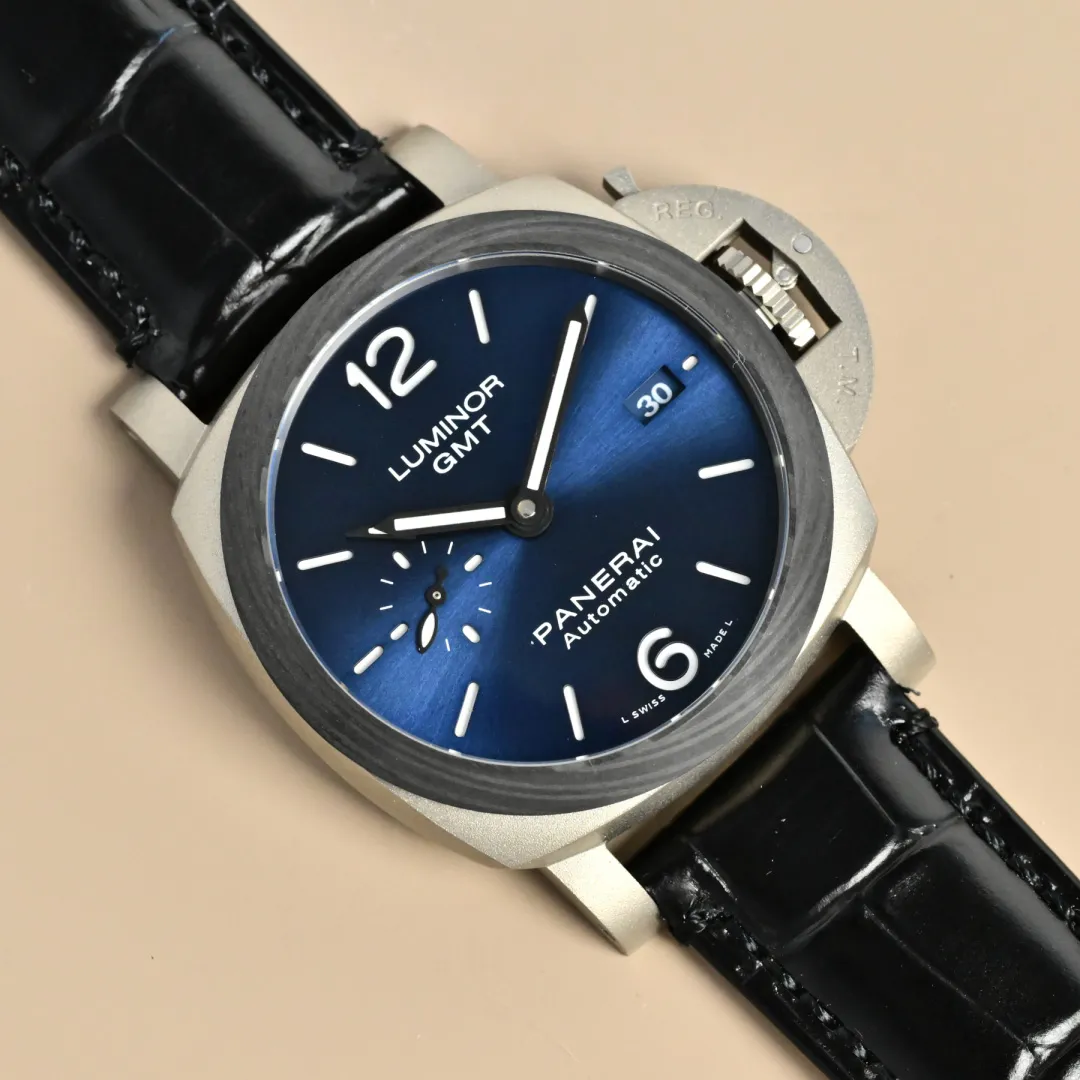 Panerai Luminor GMT Automatic Blue Dial Stainless Steel Men’s Watch with Black Alligator Leather Strap - 图片 2