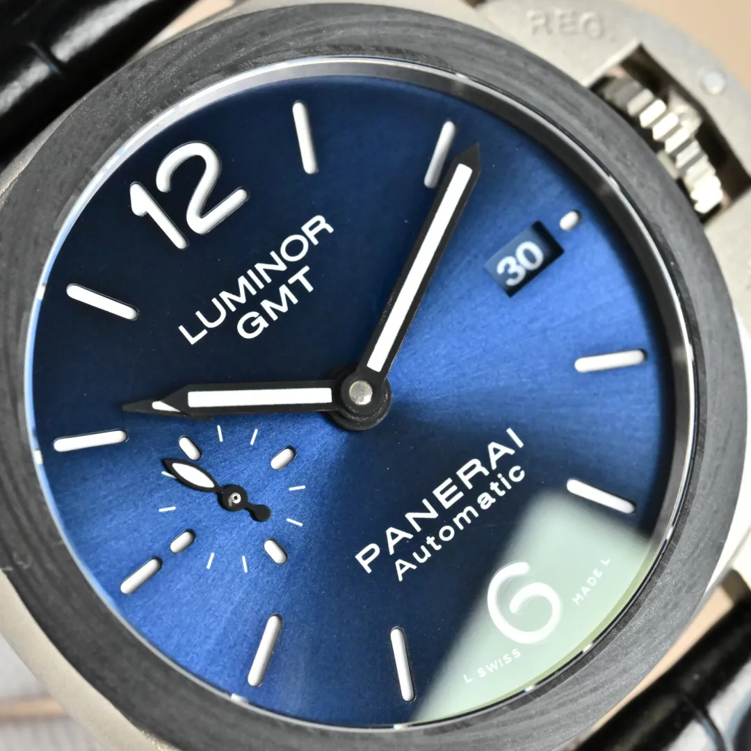 Panerai Luminor GMT Automatic Blue Dial Stainless Steel Men’s Watch with Black Alligator Leather Strap - 图片 4
