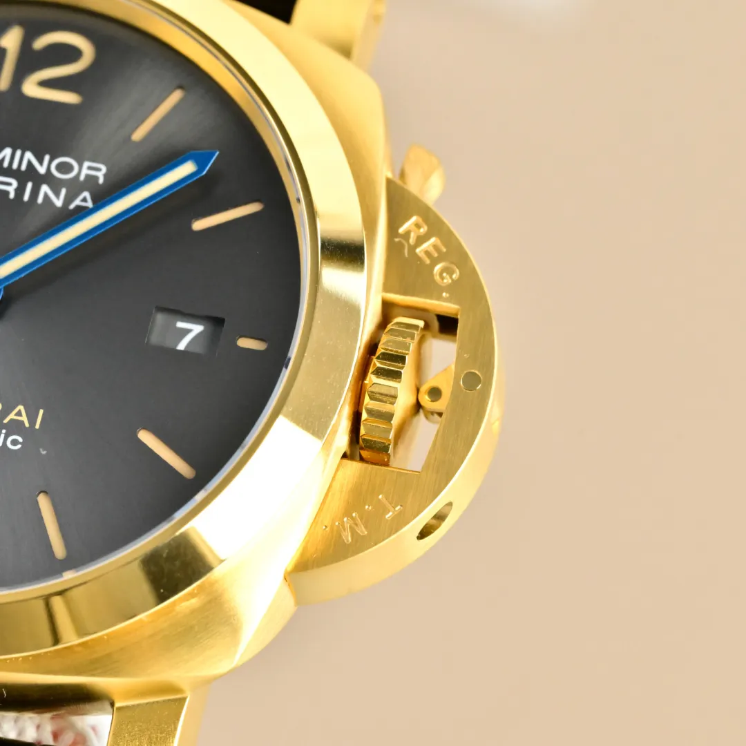 Panerai Luminor Marina Automatic Gold Case Black Dial Men’s Watch with Black Alligator Leather Strap - 图片 5