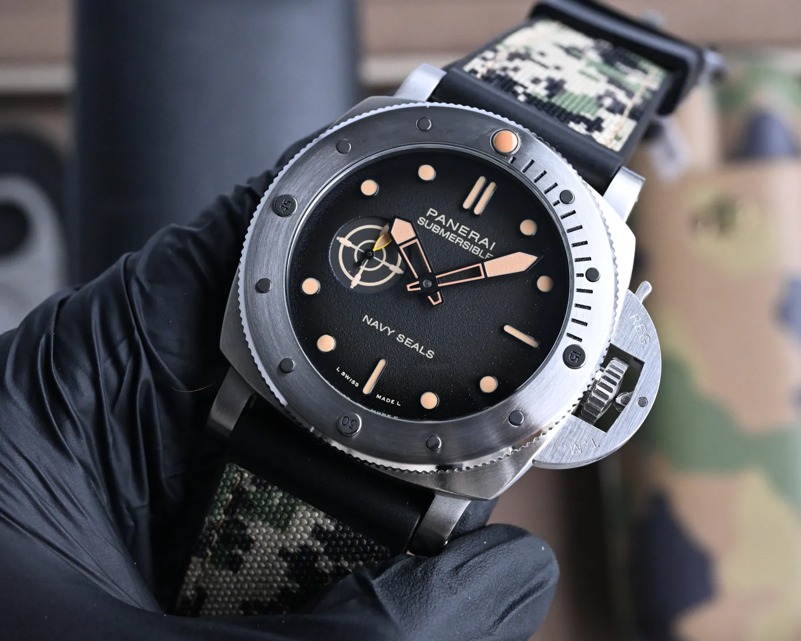 Panerai Submersible Navy Seals Black Dial Camo Rubber Strap Titanium Dive Watch - 图片 3