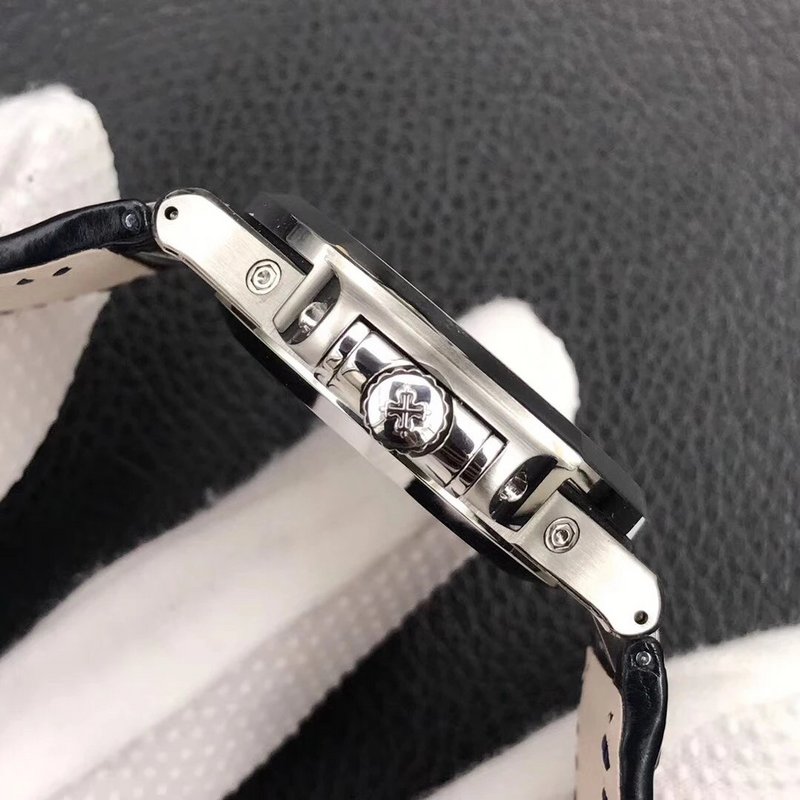 Patek Philippe 5726 Annual calendar Leather Strap Swiss Movement Replica - 图片 5