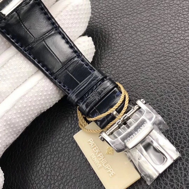 Patek Philippe 5726 Annual calendar Leather Strap Swiss Movement Replica - 图片 7