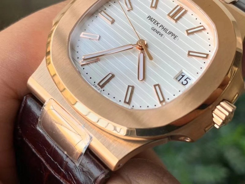 Patek Philippe nautilus 5711 brown Leather Strap Swiss Movement Replica - 图片 3
