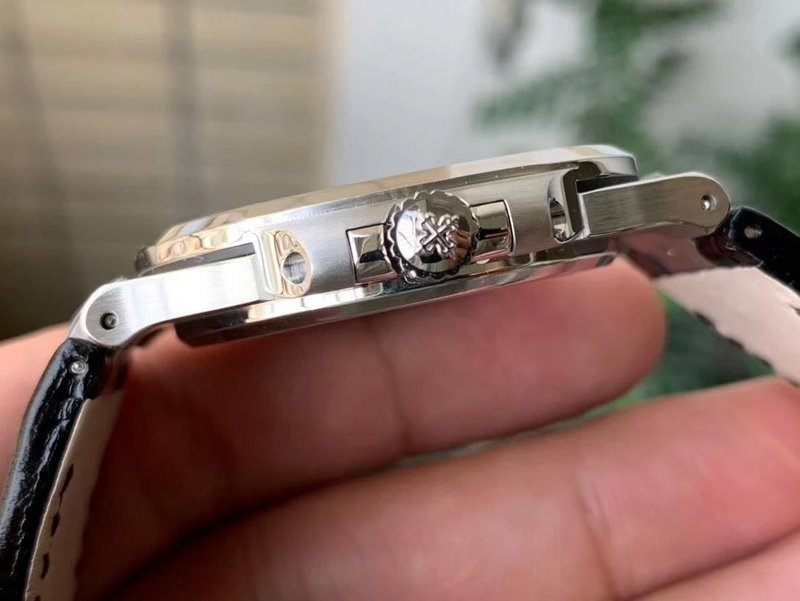 Patek Philippe Nautilus 5711 Leather Strap Swiss 1:1 Clone - 图片 7