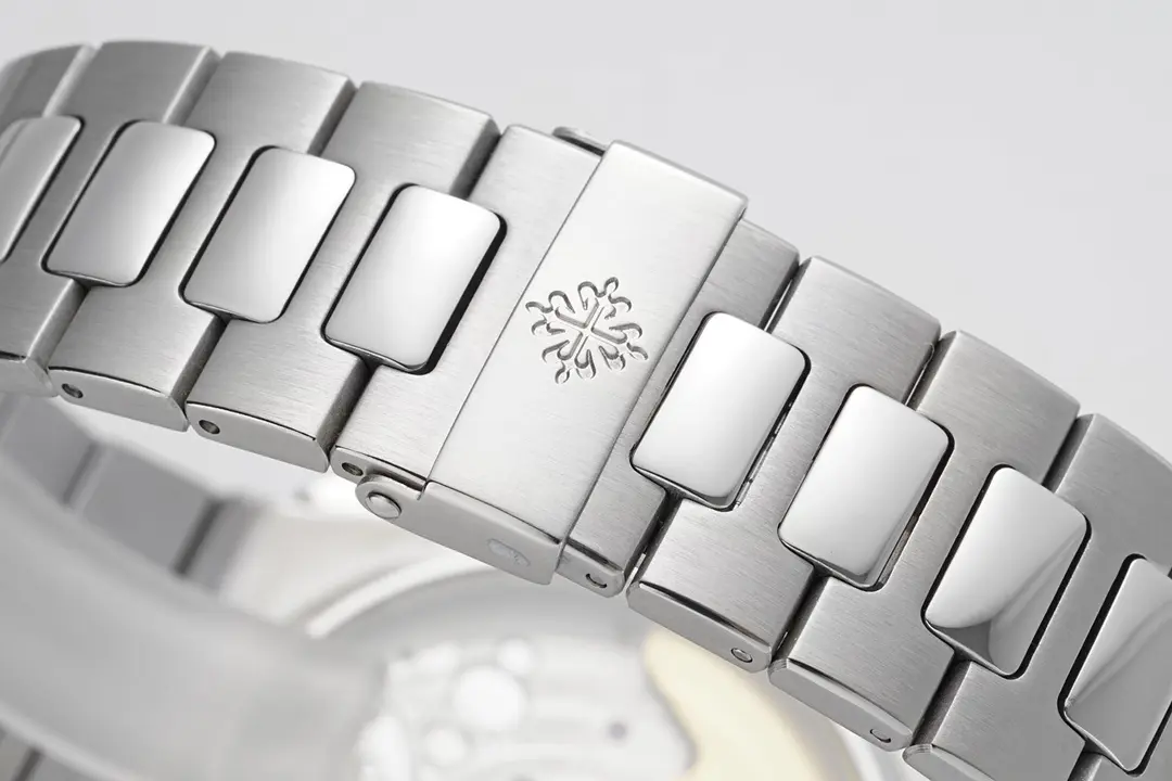 PF Factory Patek Philippe 5980 Silver Chronograph Super Clone Replica Watch - 图片 8