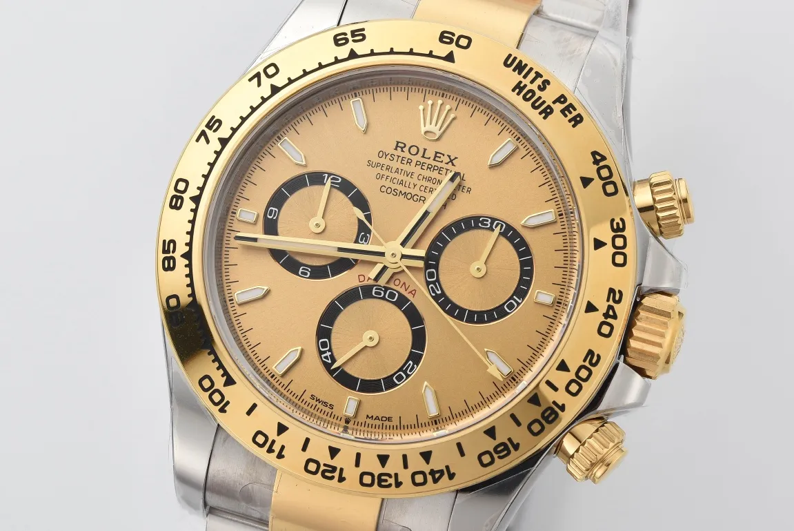 Rolex Daytona with Black Enamel Dial and Moissanite Stones - 图片 2
