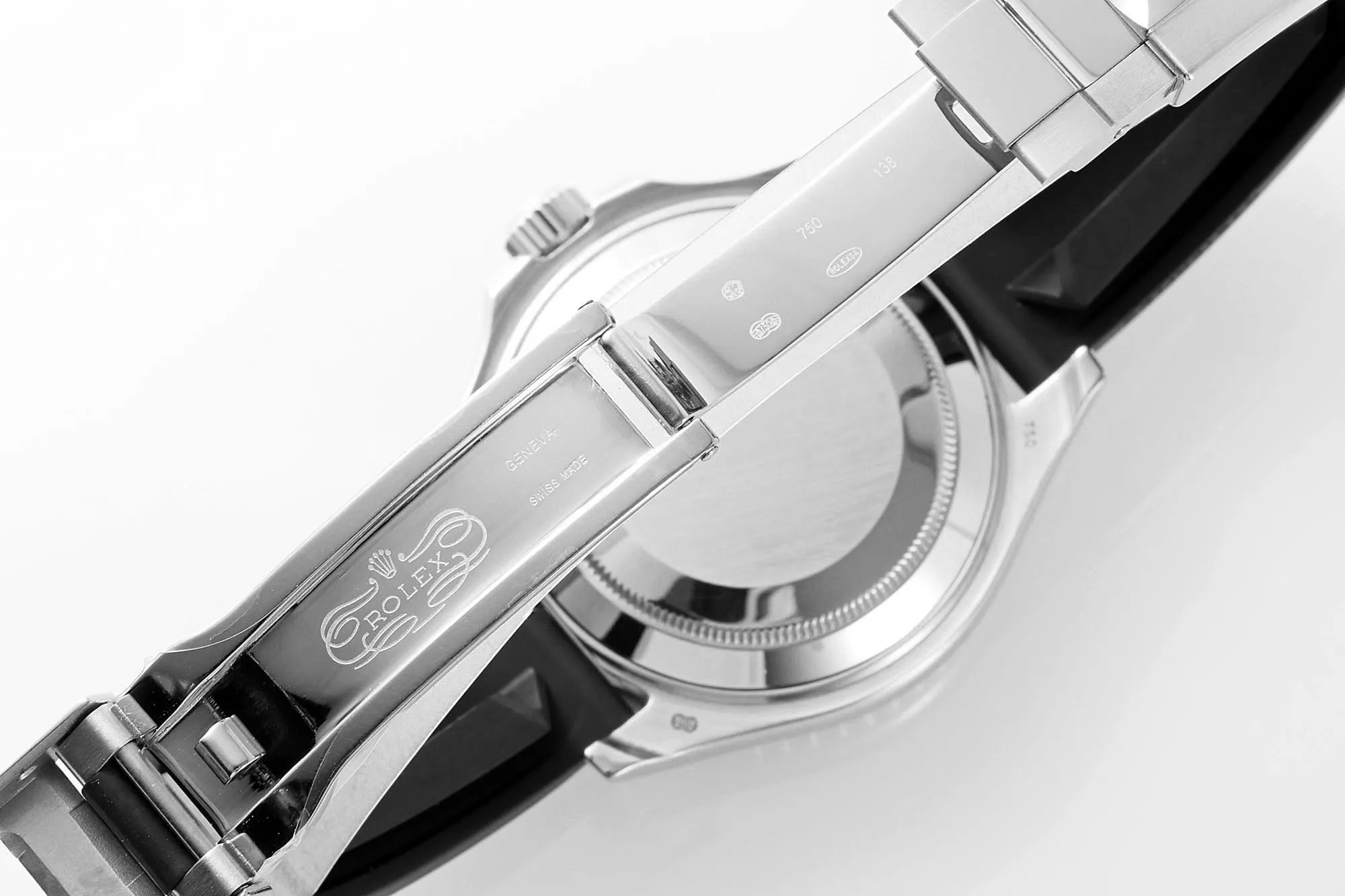 Rolex Yacht-Master “Heavy Edition” – Black Dial with Rainbow Bezel, Rubber Strap & Premium Quality Craftsmanship - 图片 9