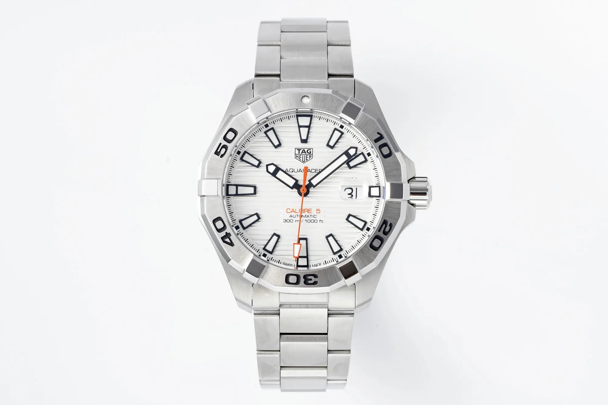 V6 Factory TAG Heuer Super Aquaracer Series Replica Watch – Silver Stainless Steel, White Dial, Formal Casual Super Clone Style