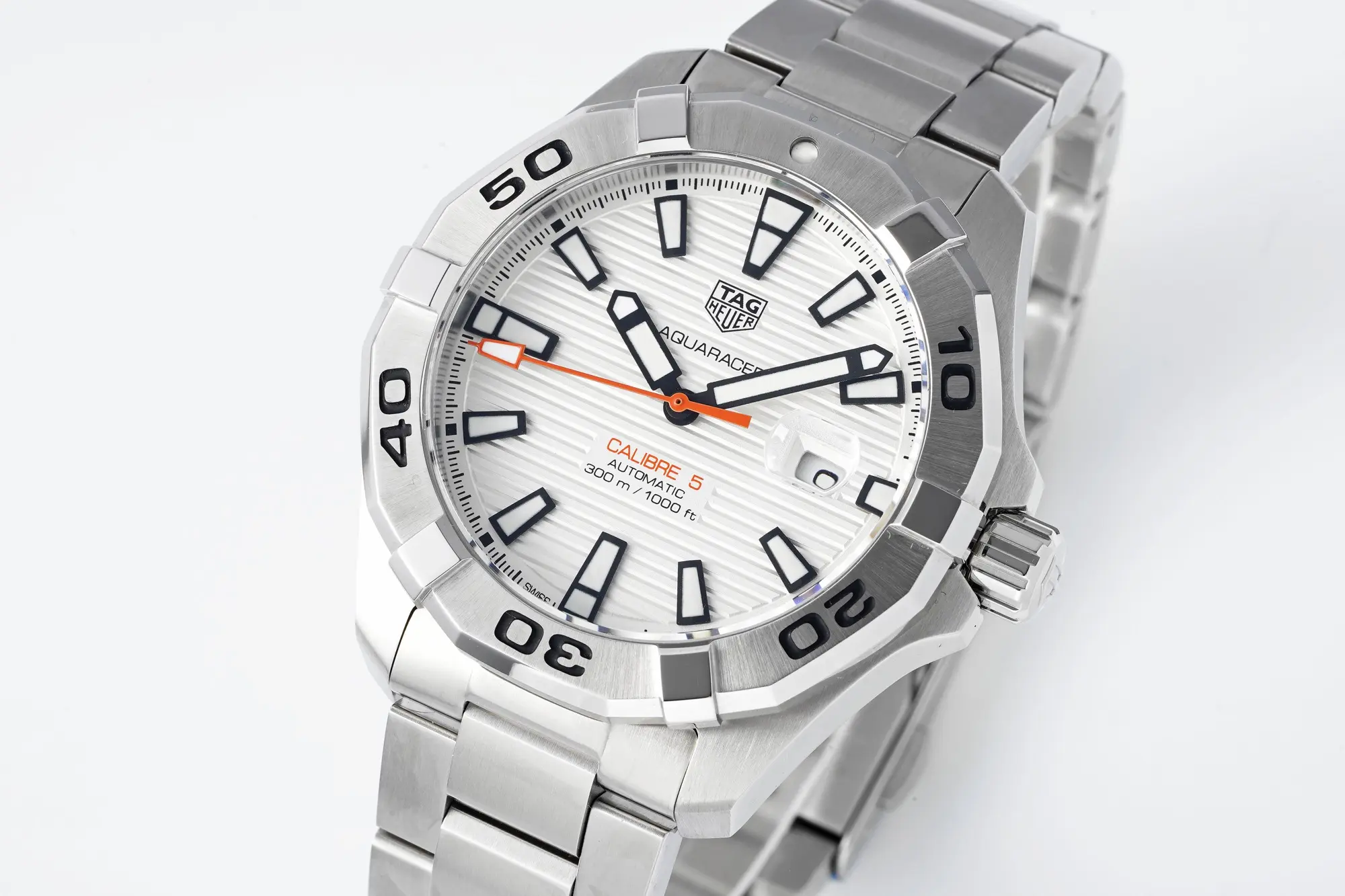 V6 Factory TAG Heuer Super Aquaracer Series Replica Watch – Silver Stainless Steel, White Dial, Formal Casual Super Clone Style - 图片 8