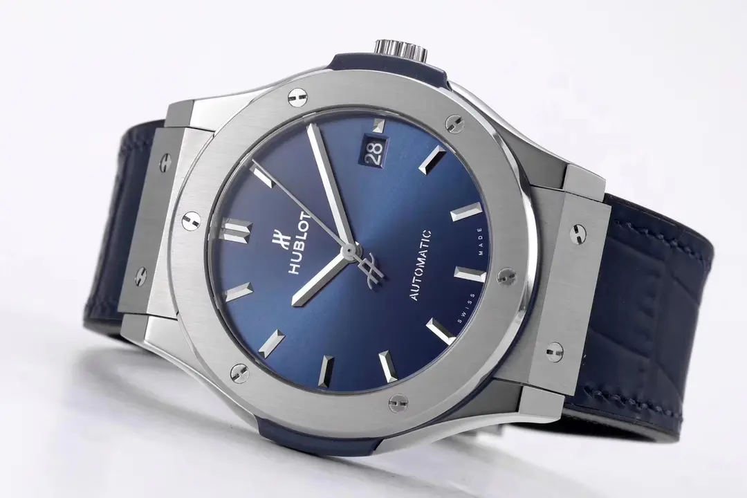 TMF Factory Hublot Classic Fusion WWF Replica Watch – Titanium Case, Blue Dial, Automatic Movement, Super Clone Quality - 图片 5
