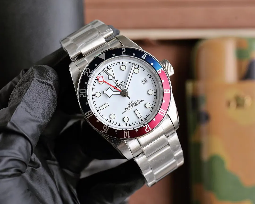 Tudor Black Bay GMT White Dial Pepsi Bezel Stainless Steel Automatic Men’s Watch - 图片 2