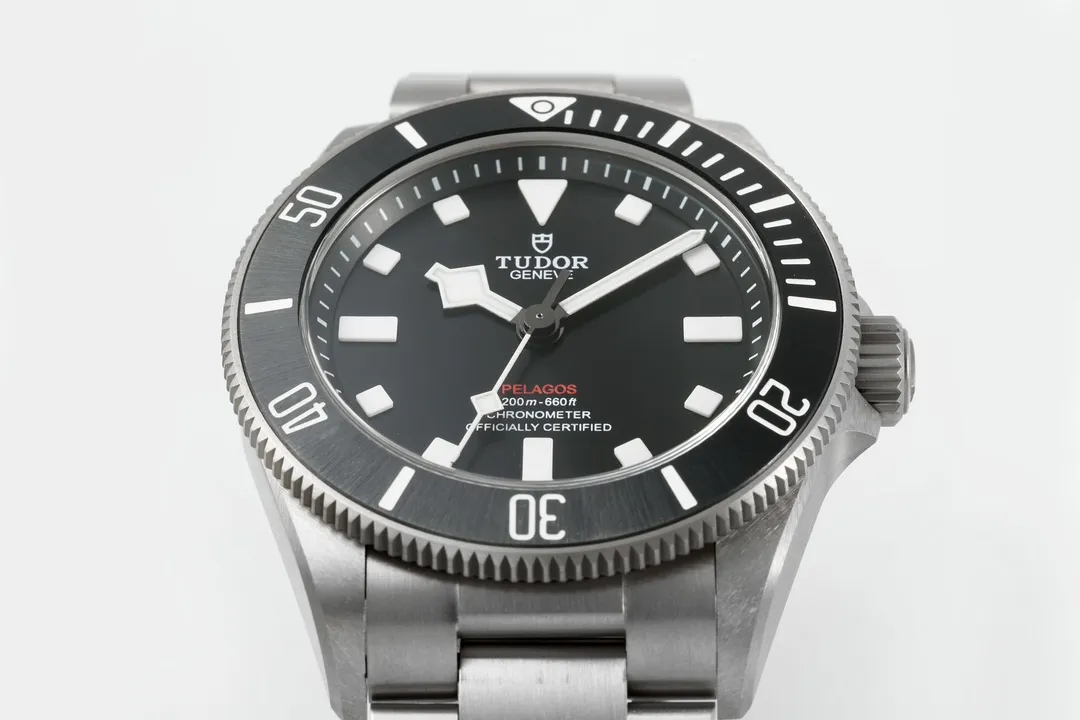 Tudor Pelagos Automatic Black Dial Titanium Diver’s Watch with Silver Metal Bracelet - 图片 3