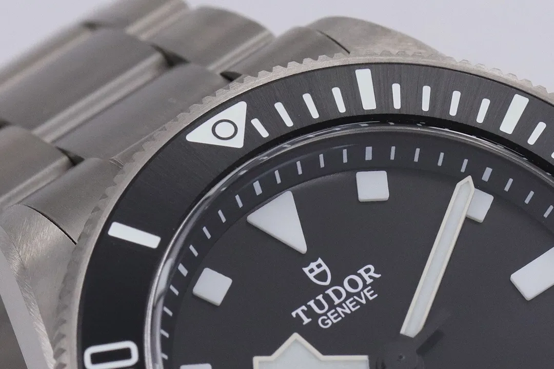 Tudor Pelagos FXD Black Dial Titanium Case Stainless Steel Bracelet Men’s Automatic Dive Watch - 图片 4