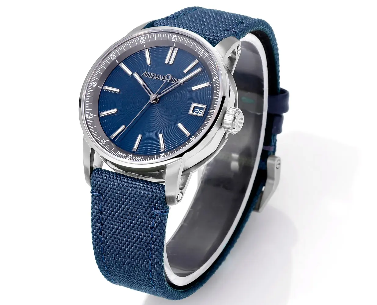 TWA Factory Audemars Piguet CODE 11.59 Blue Dial Super Clone Watch Replica - 图片 3
