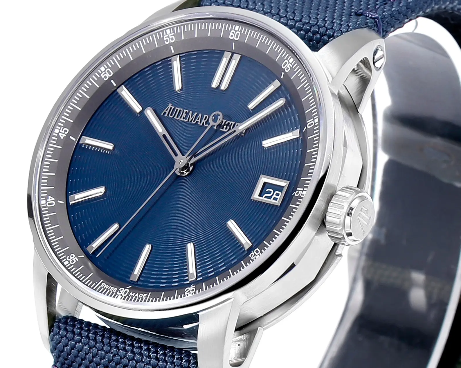 TWA Factory Audemars Piguet CODE 11.59 Blue Dial Super Clone Watch Replica - 图片 4